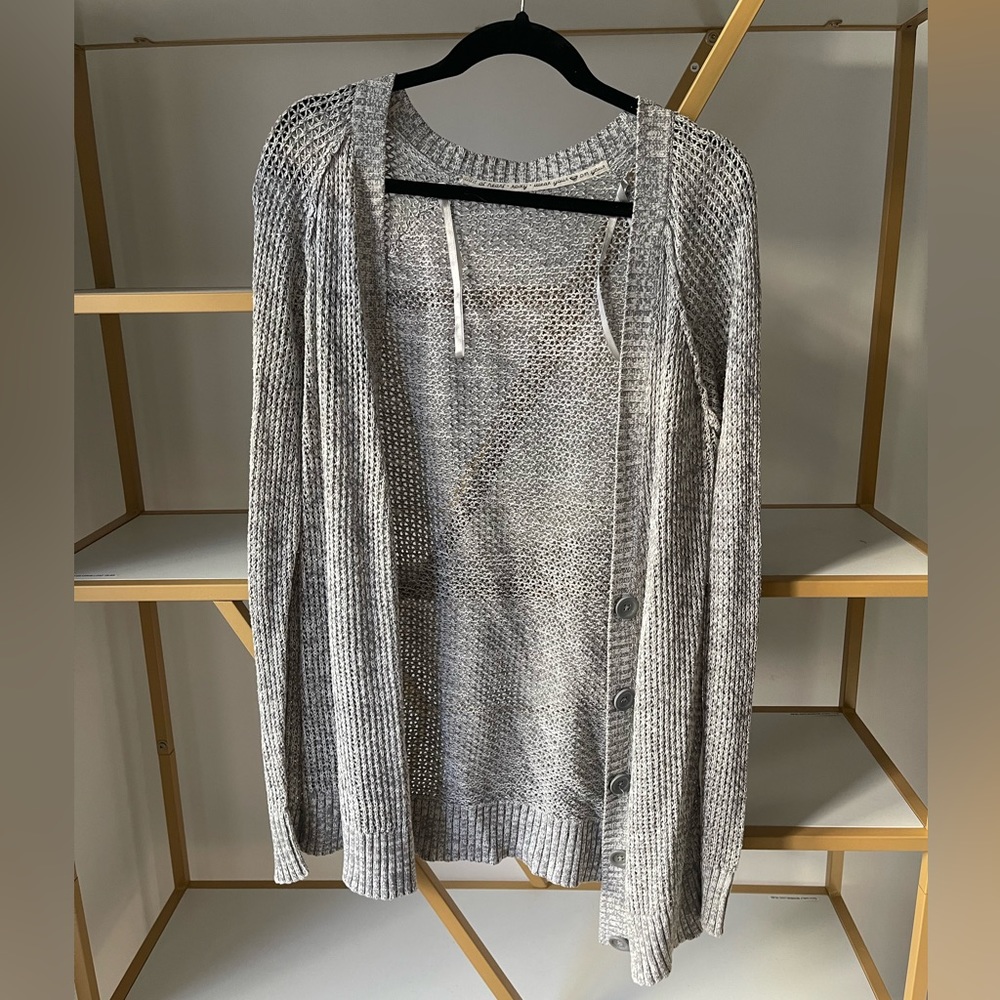 Quiksilver womens grey knit cardigan